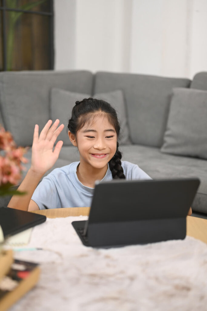 Child taking one-on-one online Japanese lesson