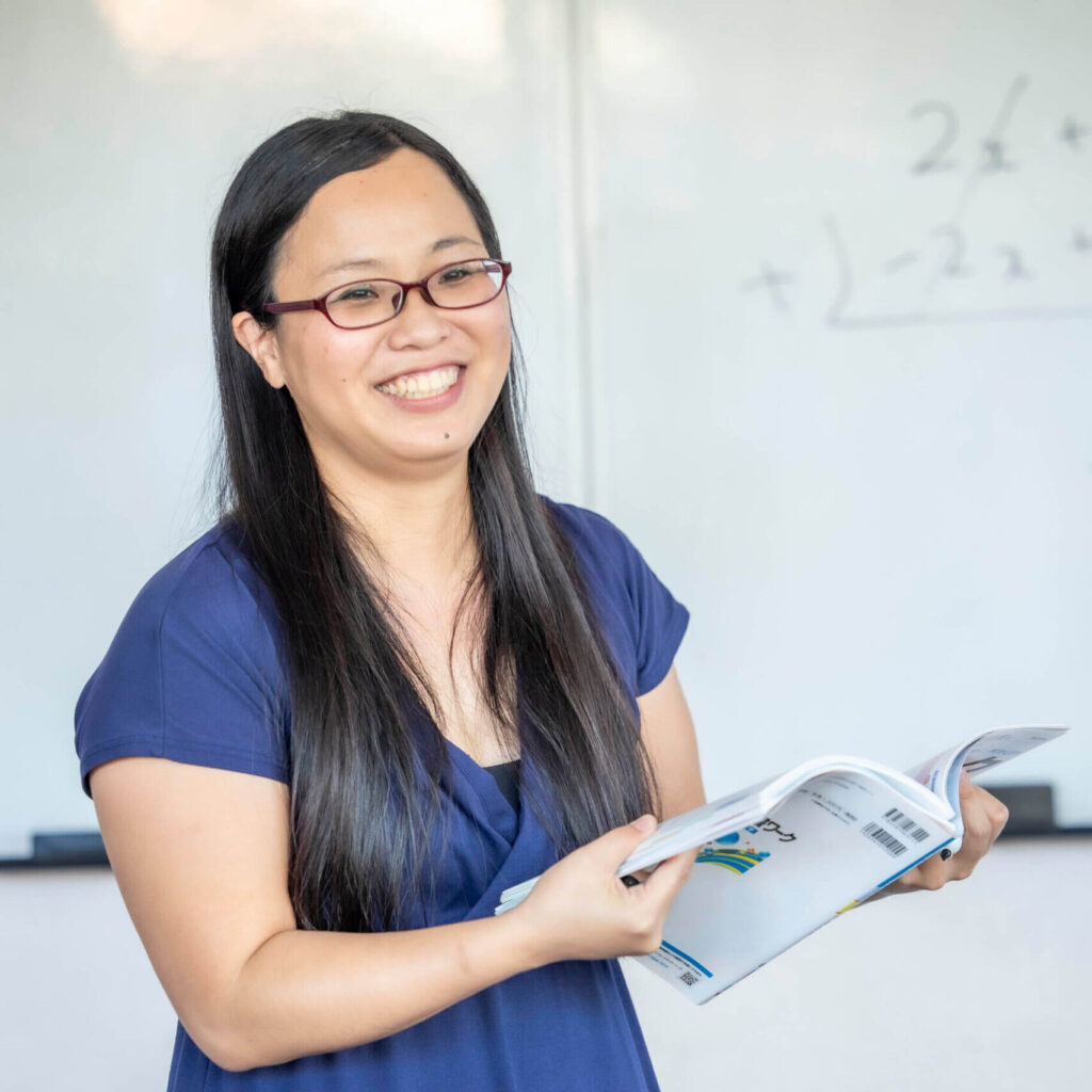 Sugiko Tomori, instructor at Kodomo Gakushu Class